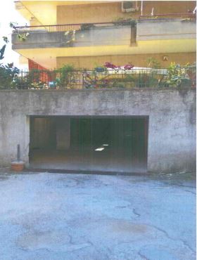 AUTORIMESSA COMMERCIALE