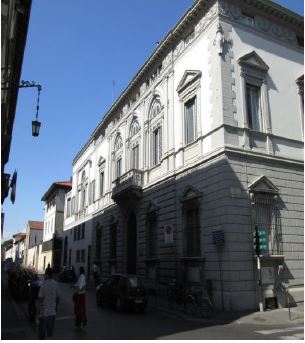 Appartamento + cantina. Piano 1-S1, di 183 mq
