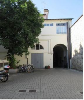 Appartamento + cantina. Piano 1-S1, di 183 mq