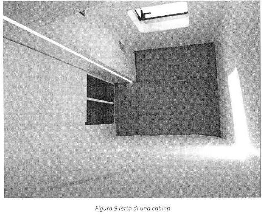 Imbarcazione catamarano a vela con motore prototipo prodotta dalla SETMARINE S.R.L.
Lunghezza f.t. 18.90 mt.
Larghezza f.t. 9.30 mt.
Pescaggio 1.60 mt.
Altezza di costruzione 2.57 mt.
Dislocamento scarico 26 t.
Dislocamento di pieno carico 32.41 t.
Carena in fibra di vetro e resina di vinilestere con rinforzi locali in carbonio.
Tuga in fibra ibrida carbonKevlar e resina vinilestere
Albero in carbonio, pezzo unico con boma park avenue
Motorizzazione 2x11 O CV Yanmar
Superficie velica in navigazione 132 mq
Anno di costruzione 2015
L'imbarcazione possiede una certificazione CE di tipo A (navigazione illimitata) e la licenza di navigazione n. 059432 del Ministero delle Infrastrutture e dei trasporti per n. 20 persone a bordo (equipaggio compreso) e 2.100 Kg. Di portata massima