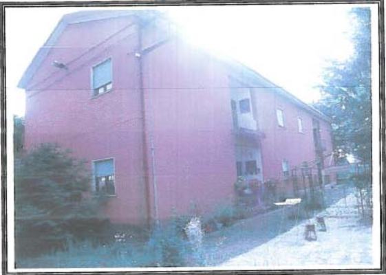 Descrizione: Ingresso, disimpegno, cucina, 4 camere, bagno, lavanderia e balcone + deposito. Mq. 121. Identificativi catastali: fg. 29, part. 304, sub. 2 e deposito al fg. 29, part. 302, sub. 3