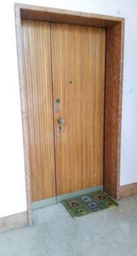 APPARTAMENTO  2 locali + servizi semplici + 1 CANTINA o SOFFITTA . Sup. MQ comprensiva di pertinenze 67. LIBERO. PIENA PROPRIETA'.