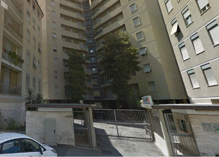 Descrizione: Abitazione composta da: ingresso, disimpegno, due camere, cucina, bagno, terrazzo a livello e balcone. N.C.E.U. FG. 54 P.LLA 721 SUB 80. Mq. 98,13. LIBERO. PIENA PROPRIETA'