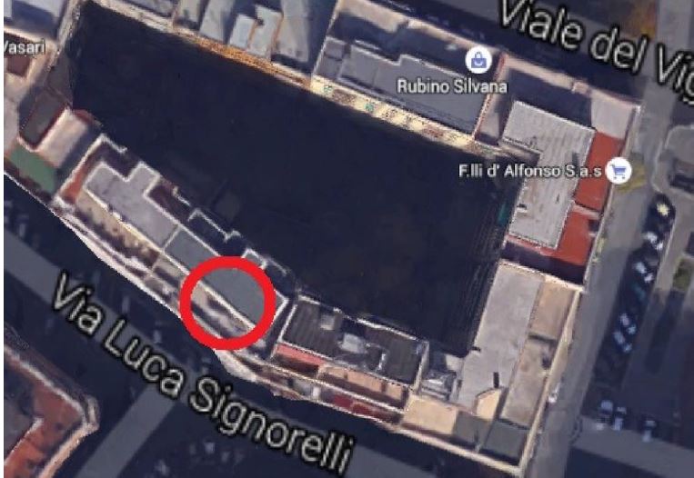 Descrizione: Abitazione al piano interrato composta da due camere, cucina, un bagno, ripostiglio e corridoio.N.C.E.U. FG. 534 P.LLA 73 SUB 30. Mq. 57,4. LIBERO. PIENA PROPRIETA'