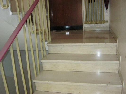 Descrizione: Disimpegno, soggiorno, 3 camere, cucina, bagno e terrazza + deposito e posto auto scoperto. Mq. 98. Identificativi catastali: foglio 41 part. 1707 sub. 18, con deposito al foglio 41 part. 1707 sub. 39 e posto auto scoperto al foglio 41 part. 1707 sub. 54