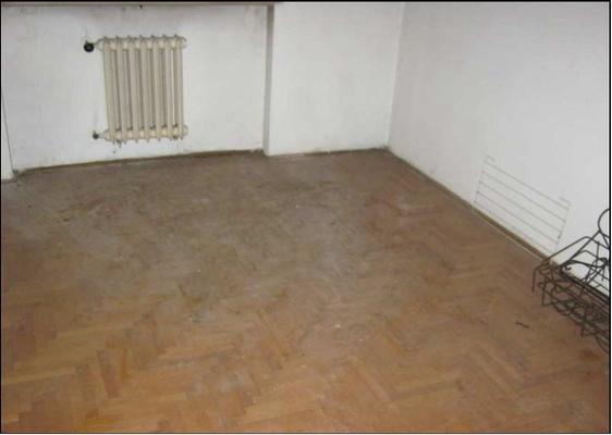 Descrizione: Disimpegno, soggiorno, 3 camere, cucina, bagno e terrazza + deposito e posto auto scoperto. Mq. 98. Identificativi catastali: foglio 41 part. 1707 sub. 18, con deposito al foglio 41 part. 1707 sub. 39 e posto auto scoperto al foglio 41 part. 1707 sub. 54
