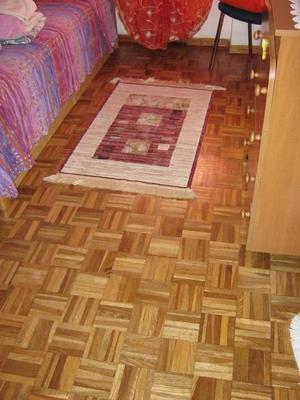 Descrizione: Soggiorno, 2 disimpegni, 2 camere, cucina, bagno e terrazzo + cantina e box auto. Mq. 77. Identificativi catastali: foglio 30 part. 2251 sub. 19, con box auto al foglio 30 part. 2251 sub. 16 e cantina al foglio 30 part. 2251 sub. 8