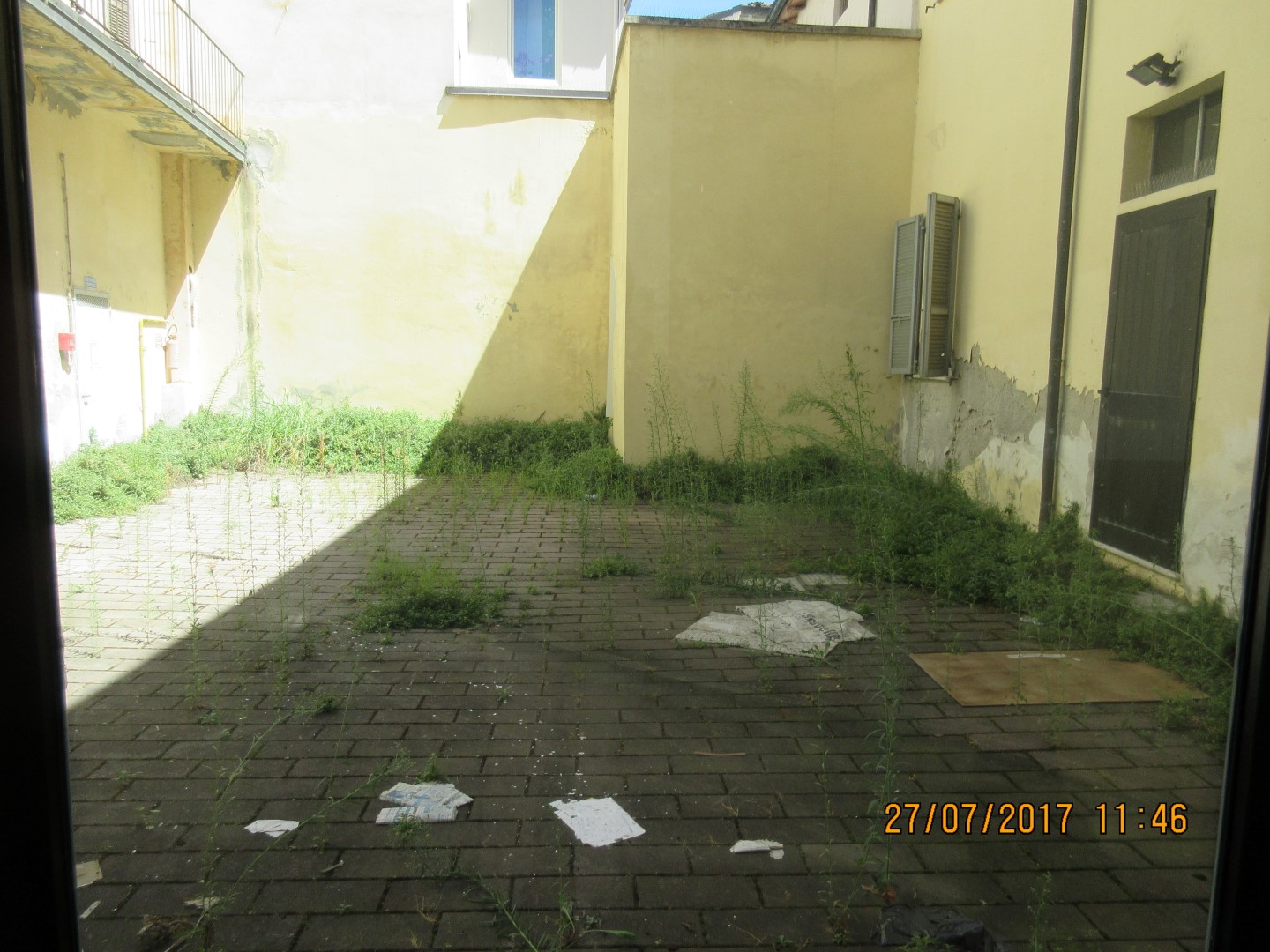 Fabbricato di due piani fuori terra più un sottotetto e un piano interrato. Pertinenza: corte. Identificativi catastali: C.T. Fg. 115 p.lla 558  C.F. Fg. 115 p.lla 558 sub. 4