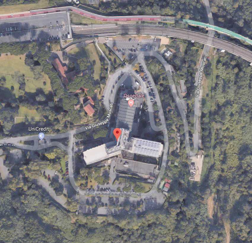 complesso immobiliare a destinazione d’uso ospedaliera ubicato in Roma, via Giuseppe Moscati 31/33, composto da tre fabbricati siti a Nord, Est e Sud di tre piani interrati e sette fuori terra, di una porzione immobiliare di due piani di cui uno interrato con funzione di poliambulatorio, di corpi di fabbrica adibiti a sala mortuaria, locali tecnici e guardiola, e di ampia zona con destinazione a verde ed a parcheggio; censito al Catasto Fabbricati del Comune di Roma, foglio 361, particelle nn. 204, 205, 213, 222, 223, 224 e 225, categoria B 2, classe 7, nonché al Catasto Terreni del Comune di Roma, al foglio 361, particelle nn. 49, 191, 214, 204, 405, 403, 376, 374, 372, 301, 299, 217, 216, 212, 21, 209, 207, 56, 206, ed al foglio 367, particelle nn. 229 e 225.