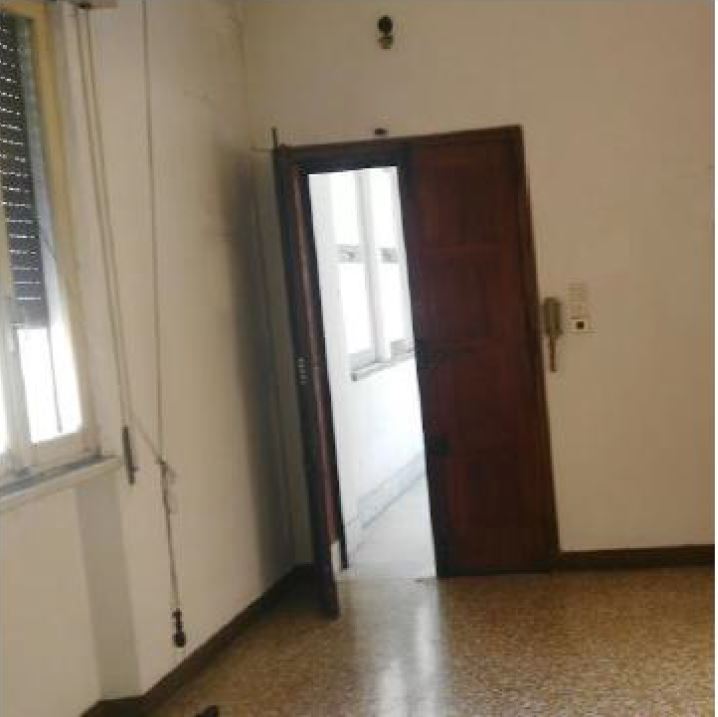 ABITAZIONE + 1 CANTINA o SOFFITTA Sup. MQ comprensiva di pertinenze 141. Libero. Piena Proprietà.