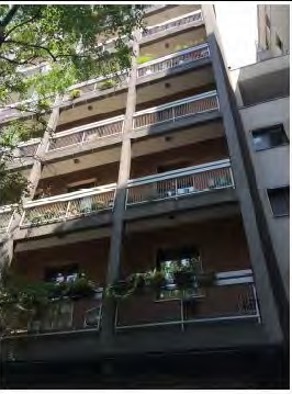 APPARTAMENTO  3 locali + servizi semplici + 1 CANTINA SOFFITTA Sup. MQ comprensiva di pertinenze 100. Libero. Piena Proprietà.
