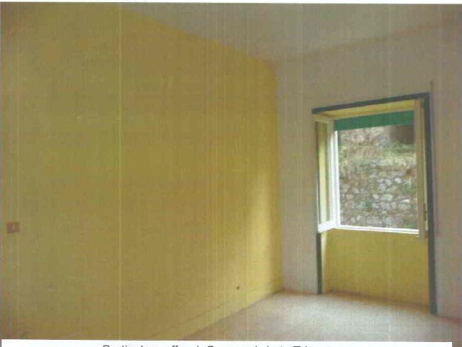 APPARTAMENTO  3 locali + servizi semplici + 1 CANTINA o SOFFITTA  + 1 PARCHEGGIO SCOPERTO Sup. MQ comprensiva di pertinenze 96. Libero. Piena Proprietà.