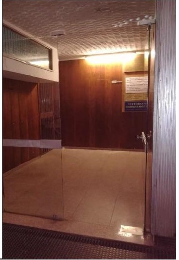 UFFICIO COMMERCIALE Sup. MQ comprensiva di pertinenze 80. Libero. Piena Proprietà.