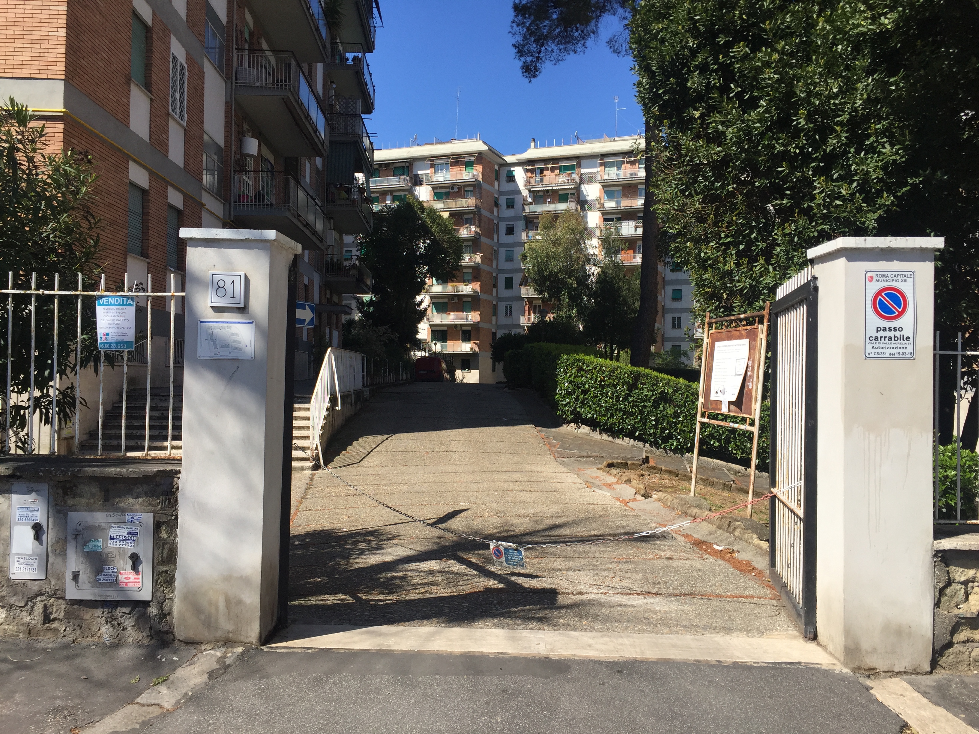 APPARTAMENTO INT.3 DI 4,5 VANI CON ASCENSORE.Mq. 88 + CANTINA. Identificativi catastali categoria A3- foglio 378 part. 147 sub 3. Libero