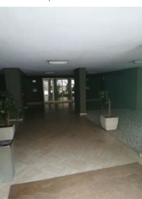 Descrizione: Appartamento composto da ingresso, corridoio, ripostiglio, cucina abitabile, bagno, 2 camere con ampio balcone comunicante. N.C.E.U. Foglio 117 Particella 1087 Sub. 59. Mq. 86,5. Libero.Piena proprietà