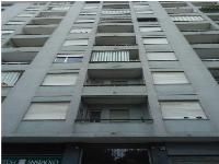 In TORINO, CAP - 10134 PIAZZA GALIMBERTI, 3 BIS, scala U, piano TE, int. 4. Descrizione: Negozio al piano terra costituito da unico ambiente. Mq. 35. N.C.E.U.Foglio 1423 Particella 57 Sub. 236. LIBERO.PIENA PROPRIETA'
