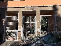 APPARTAMENTO  DI 5 VANI SENZA ASCENSORE. Mq. 88. Identificativi catastali categoria A3- foglio 448 part. 228 sub 550. Libero. LE VISITE PRESSO GLI IMMOBILI SARANNO ESEGUITE ESCLUSIVAMENTE NEI GIORNI E ORARI INDICATI NEL CAMPO NOTE, PREVIA PRENOTAZIONE OBBLIGATORIA DA EFFETTUARSI A MEZZO MAIL ALL'INDIRIZZO prenotazione.alloggi@aterroma.it TASSATIVAMENTE ENTRO LE ORE 14:00 DEL GIORNO FERIALE PRECEDENTE A QUELLO PREVISTO PER LA VISITA.