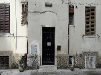 MAGAZZINO/DEPOSITO AL PIANO SEMINTERRATO. Mq. 102.OCCUPATO CON CONTRATTO DISDETTATO. Identificativi catastali categoria C2 - foglio 517 part. 2 sub 10
