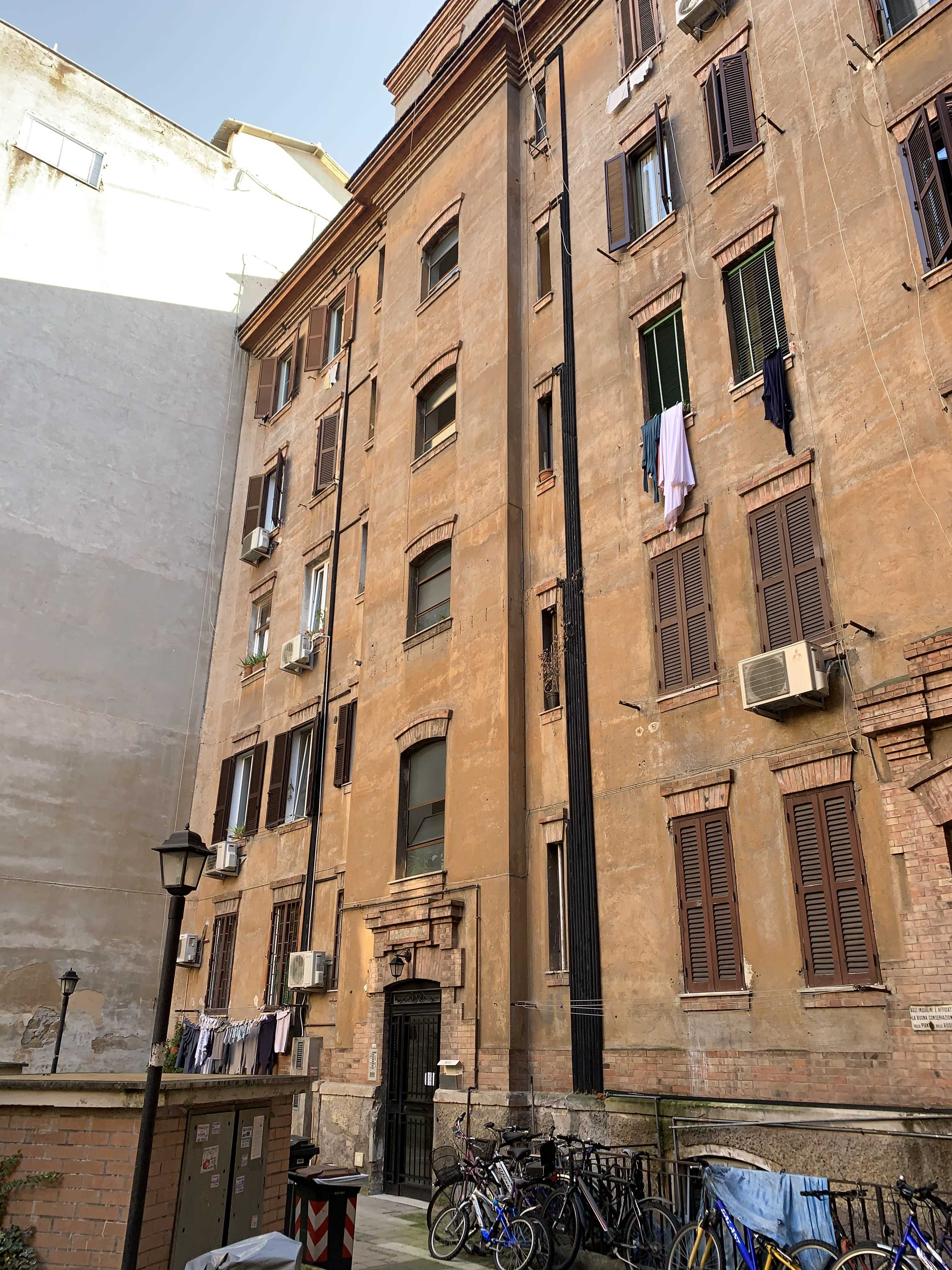 APPARTAMENTO INT.6 DI 3,5 VANI SENZA ASCENSORE. Mq. 58. LIBERO. Identificativi catastali categoria A4- foglio 512 part. 38 sub 14
