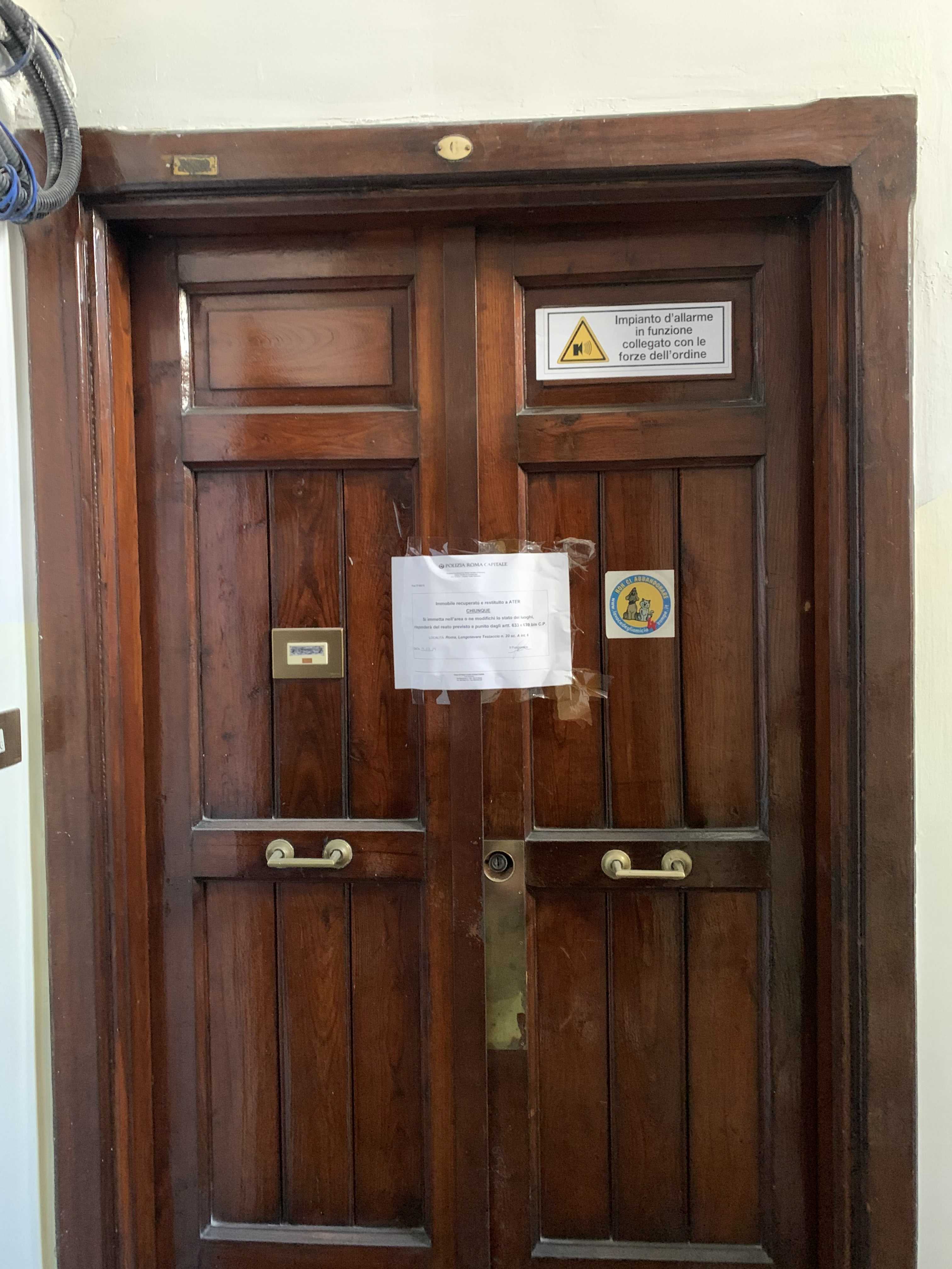 APPARTAMENTO INT.6 DI 3,5 VANI SENZA ASCENSORE. Mq. 58. LIBERO. Identificativi catastali categoria A4- foglio 512 part. 38 sub 14