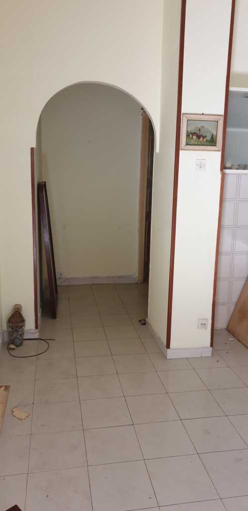 APPARTAMENTO INT.9 DI 3 VANI CON ASCENSORE + pertinenziale CANTINA . Mq. 48. LIBERO. Identificativi catastali categoria A3- foglio 842 part. 196 sub 521