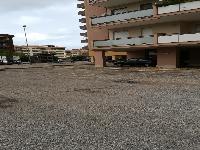 Immobile sito in Taranto (TA), CAP - 74100. Descrizione: posto auto scoperto. Mq. 12. N.C.E.U. Unità principale: foglio 265, part.483, sub. 9.