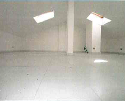 Immobile sito in Roma (RM), CAP - 00123. Descrizione: Al primo livello si compone di soggiorno, cucina, disimpegno, 2 camere da letto, due bagni, di cui uno cieco, 3 balconi. Al secondo livello, tramite scala a chiocciola, si accede alla soffitta, composto di un unico ambiente + pertinenziale n. 1 cantina n. 2 box auto. Mq. appartamento 138 mq cantina 5 mq ^ box 28 mq 2^ box 34 mq. N.C.E.U. Unità principale: foglio 37, part. 1756, sub. 66. Pertinenza: foglio 37, part. 1756, sub. 29 cantina - sub. 49-50 posti auto.