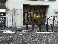 Immobile sito in Bergamo (BG), CAP - 24100, via Borfuro 14. Descrizione: appartamento composto da ingresso, due corridoi, disimpegno, ripostiglio, cinque vani, cucina abitabile, due bagni, un WC e un ampio terrazzo Dispone di una cantina al piano interrato + pertinenziale Box in via Borfuro 12 piano s1. N.C.E.U. Unità residenziale: appartamento categoria A/2 + cantina Sub. N F50 P2169 S16 - Unità secondaria: box categoria C/6 F50 P2169 S50