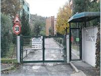 Immobile sito in MONTEROTONDO (RM), CAP - 00015, VIA MONTE CRISTALLO, 8 -FAB. 31302. Descrizione: L'appartamento della Scala G Int 1, con affaccio su due fronti è composto da ingresso, soggiorno-pranzo, cucina, ripostiglio, disimpegno, tre camere da letto, due bagni privi di areazione naturale, una loggia ed un balcone L'unità si trova in normali condizioni manutentive Iimpianto di riscaldamento di tipo autonomo catatstalmente conforme + pertinenziale Posto auto scoperto. N.C.E.U. Principale:Foglio 36 Particella 1399 Sub. 18 Pertinenza:Foglio 36 Particella 1016 Sub. 18