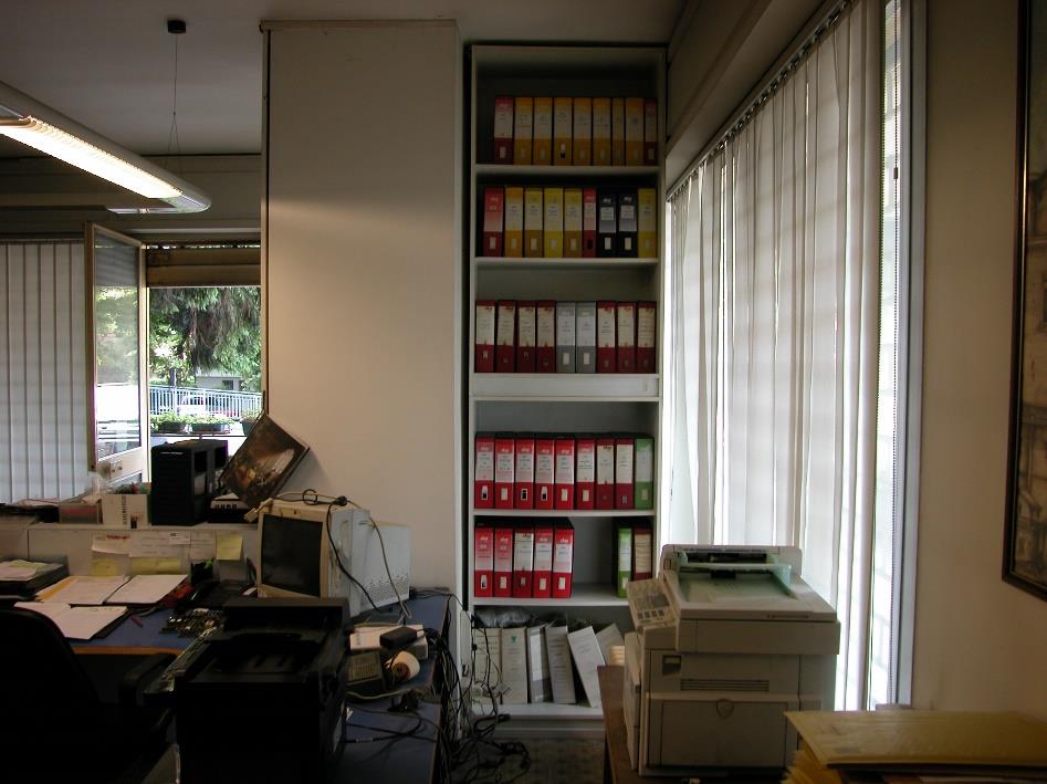 Immobile  sito in Padova (PD), CAP - 35138, via Tirana 17. Descrizione: Ufficio al piano rialzato dotato di bagno, oltre a   soffitta al piano 9 . N.C.E.U.  Padova Fg 85 (ex B/13) part. 479 (ex 1308) sub 37 cat. C01 rendita 2191,43
