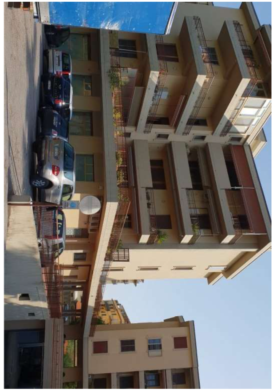 In Comune di Scandicci (FI), locale ad uso magazzino posto in Via Ottorino Respighi, n. 8/A, piano seminterrato, della superficie catastale di metri quadrati 288 (duecentottantotto); distinto al Catasto Fabbricati del Comune di Scandicci nel foglio di mappa 8 dalla particella 15, subalterno 500, categoria C/2.