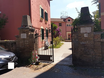 APPARTAMENTO INT.10 DI 4 VANI CON ASCENSORE in ROMA Via della Verna n°20, scala D, piano 2. Mq. 59. LIBERO. Identificativi catastali A/4, foglio 277, part. 10, sub. 25