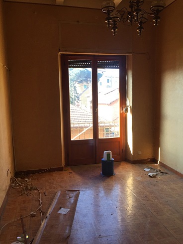 APPARTAMENTO INT.9 DI 3,5 VANI SENZA ASCENSORE in ROMA Via della Garbatella n°24, scala Y, piano 2 + pertinenziale BALCONE. Mq. 70. LIBERO. Identificativi catastali A/4, foglio 831, part. 75, sub. 14