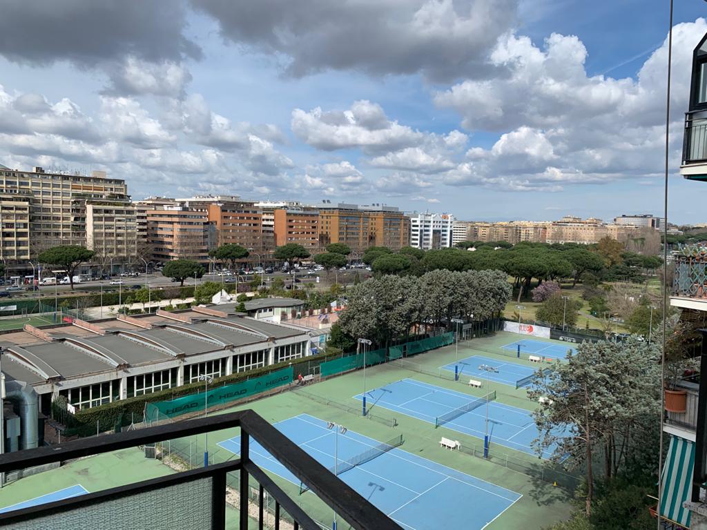 APPARTAMENTO INT.13 DI 5,5 VANI CON ASCENSORE in ROMA Via Aristide Leonori n°22, scala Q, piano 6-S1 + pertinenziale CANTINA/ BALCONI. Mq. 112. LIBERO. Identificativi catastali A/3, foglio 845, part. 271, sub. 96