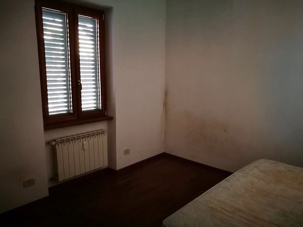 APPARTAMENTO INT.9 DI 4,5 VANI CON ASCENSORE in ROMA Via Annio Felice n°26, scala G, piano 2 + pertinenziale BALCONE. Mq. 79. LIBERO. Identificativi catastali A/4, foglio 843, part. 765, sub. 9
