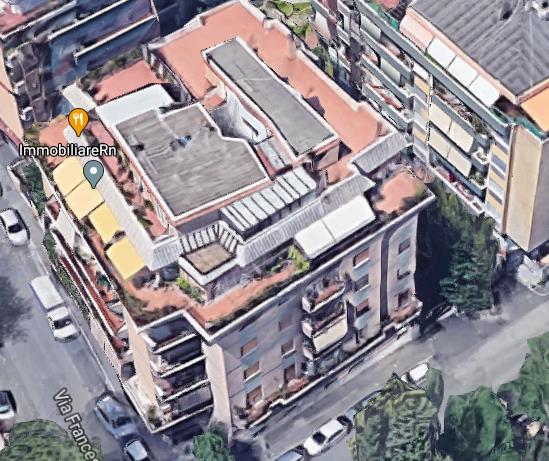 Autorimessa di pertinenza di un complesso immobiliare composto da tre fabbricati A-B-D a destinazione prevalentemente residenziale sito nel comune di Roma, Via Ugo Falena, al piano sottostrada. Il compendio è ubicato nel III Municipio.
Edificato negli anni 60, ad uso privato, pertinenza del fabbricato, suddiviso in posti auto e moto numerati. La superficie secondo le licenze edilizie ed atti d’obbligo del costruttore ammonta a mq 2899. Il piano S2 è dotato da due rampe di accesso situate in Via Gaspara Stampa n. 145 e in Via Luigi Chiarelli n.20. Potenzialità di parcamento di 116 autoveicoli e 26 motoveicoli. Al  catasto  fabbricati  di  Roma  al  foglio  274 particelle 1110 (Pal. A), 1108 (Pal. B), 1107 (Pal. D), ZC 6, cat. C/6. Stato locativo: libero.