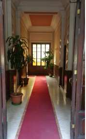 Immobile sito in ROMA (RM), CAP - 00195 VIALE GIUSEPPE MAZZINI, 41. Descrizione: Appartamento composto da ampio ingresso, corridoio, n. 2 ripostigli, n.2 bagni, disimpegno, cucina con balcone, n. 7 camere e 2 balconi + pertinenziale Cantina, p. S1, int. VI; Cantina, p. S1, int. VII; Cantina, p. S1, int. 7B. N.C.E.U. Foglio 402; Part.2; Sub 502; Foglio 402; Part.2; Sub 505; Foglio 402; Part.2; Sub 503; Foglio 402; Part.2; Sub 504. Mq. 328,6.Libero. Piena Proprietà