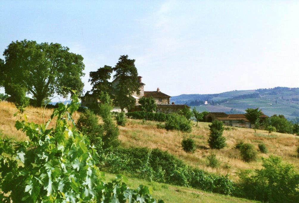 Complesso immobiliare di pregio sito nel Comune di Castellina in Chianti (SI), località Ceppeto.