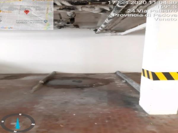 appartamento di vani 7 con soffitta + posto auto coperto in autorimessa interrata condominiale di pertinenza; mq comm. appartamento 140,14 - mq comm. posto auto coperto 14,10. Identificativi Catastali: Fg 85 (ex B/13) part. 707 (ex 1342) sub 58 cat. A02 rendita 1500,31. PIENA Proprietà. Lotto Libero al 1 turno d'asta.