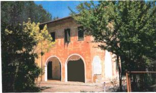 Compendio immobiliare (ex Colonia) con terreni e sovrastanti fabbricati con accesso anche dal litorale Adriatico di Jesolo Lido. Mq 51.716. Piena Proprietà lotto libero al rogito al primo turno d'asta.