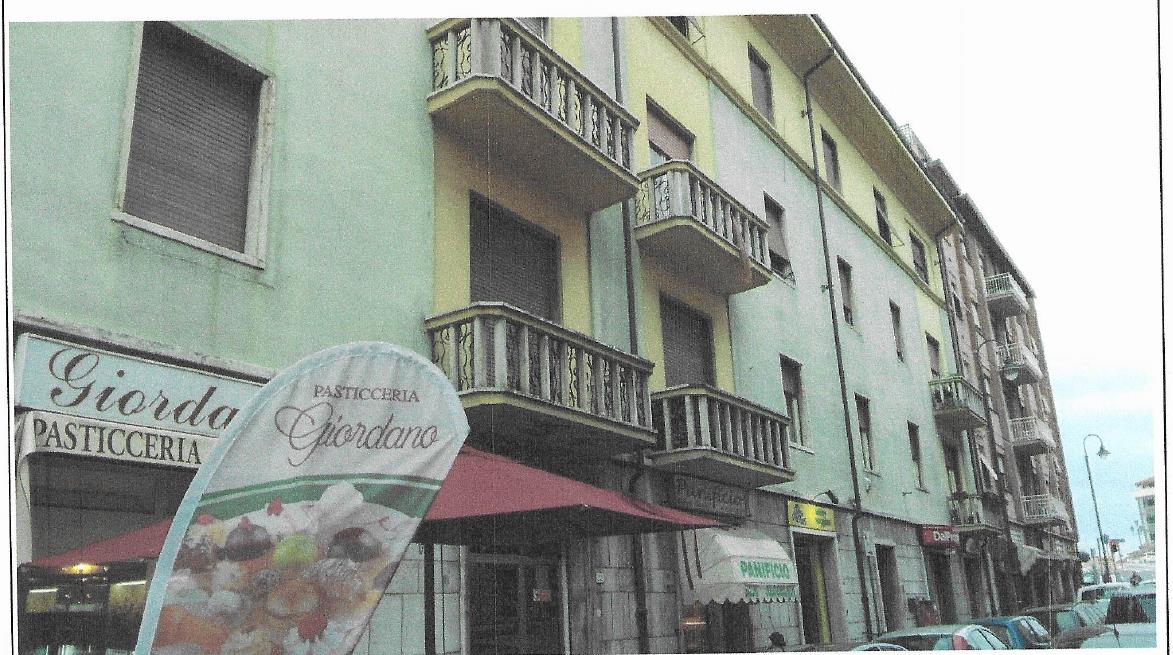 APPARTAMENTO 3 locali + servizi semplici