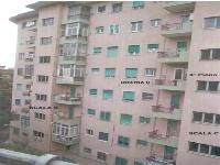 APPARTAMENTO 3 locali + servizi semplici + 1 CANTINA o SOFFITTA + 1 PARCHEGGIO SCOPERTO di pertinenza