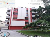 Appartamento di vani 5,5 con cantina al piano terra e box auto in autorimessa interrata condominiale, mq comm. appartamento 90,69 - mq comm. box auto 15,36. Fg 180 (ex C/9) part. 618 (ex 702) sub 1 cat. A02 rendita 1008,38 Fg 180 (ex C/9) part. 618 (ex 702) sub 13 cat. C06 rendita 54,54.