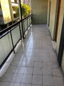 Descrizione: Appartamento posto al piano secondo di 5,5 vani catastali + pertinenziale n. 1 posto auto coperto. Mq. 102 mq totale escluse aree scoperte 95 mq. Identificativi catastali: ABITAZIONE Fg.863 P.lla 226 Sub.20,POSTO AUTO COPERTO Fg. 863 P.lla 226 Sub.59