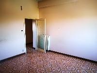 APPARTAMENTO INT.16 DI 3,5 VANI SENZA ASCENSORE e BALCONE di pertinenza. Identificativi catastali: A/3, fg.843, part. 738, sub. 17