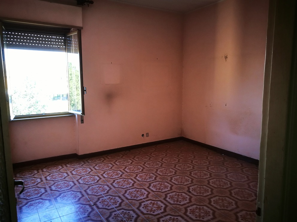 APPARTAMENTO INT.16 DI 3,5 VANI SENZA ASCENSORE e BALCONE di pertinenza. Identificativi catastali: A/3, fg.843, part. 738, sub. 17
