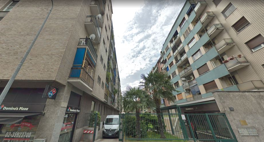 Magazzino costituito da due locali, posti al piano interrato con accesso da cortile condominiale. . Identificativi Catastali [N.C.E.U.] Foglio 513 Particella 172 Sub. 3