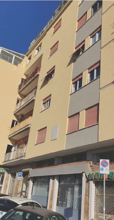 Unità immobiliare composta da ingresso, cucina abitabile, bagno, un vano e balcone. Identificativi Catastali [N.C.E.U.] FOGLIO 365; Part. 88; SUB 34.
