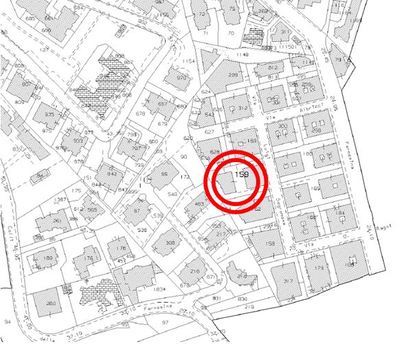 Unità immobiliare composta da ingresso, disimpegno, cucina, bagno, tre vani e due balconi. e Cantina piano S1 int 5. Identificativi Catastali [N.C.E.U.] FOGLIO 239; Part. 159; SUB 656; cantina FOGLIO 239; Part. 159; SUB 655.