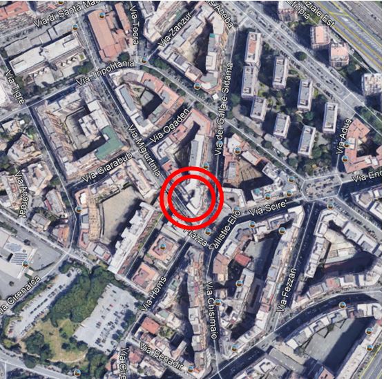 Locale costituito da un ambiente con quattro vetrine su strada al Piano Terra con bagno e comunicante, tramite scala interna, con un ambiente al Piano S1. Identificativi Catastali [N.C.E.U.] FOGLIO 564; Part. 163; SUB 5.